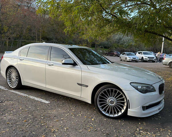 Белый БМВ 7 Серия, объемом двигателя 3 л и пробегом 115 тыс. км за 19900 $, фото 1 на Automoto.ua