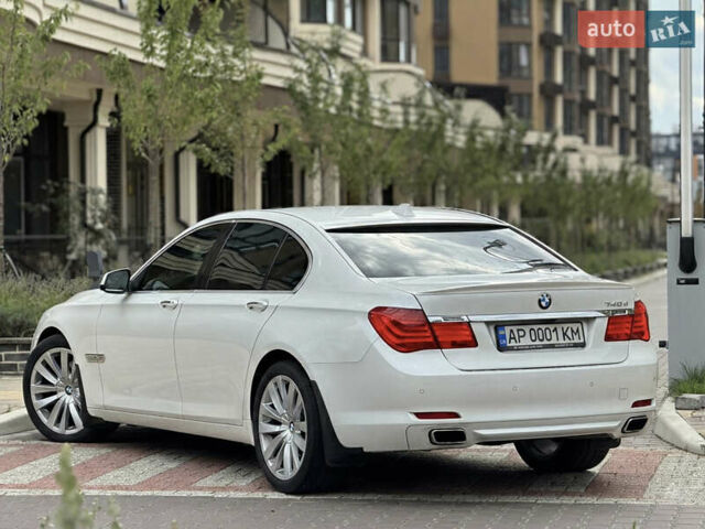 Білий БМВ 7 Серія, об'ємом двигуна 3 л та пробігом 240 тис. км за 17000 $, фото 1 на Automoto.ua