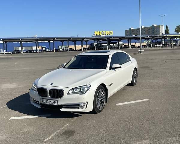 Белый БМВ 7 Серия, объемом двигателя 4.39 л и пробегом 133 тыс. км за 23999 $, фото 1 на Automoto.ua
