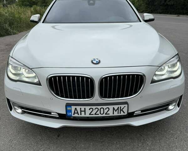 Білий БМВ 7 Серія, об'ємом двигуна 2.99 л та пробігом 195 тис. км за 22500 $, фото 1 на Automoto.ua