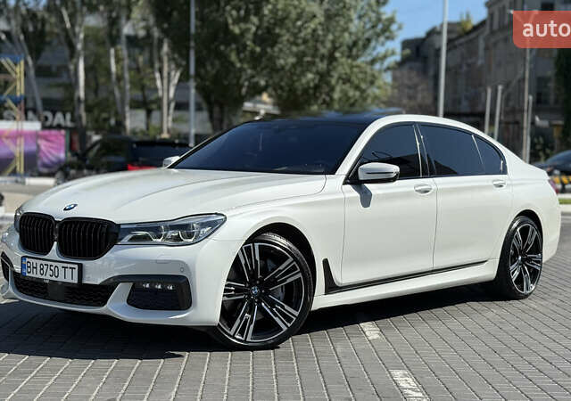 Белый БМВ 7 Серия, объемом двигателя 4.39 л и пробегом 180 тыс. км за 33000 $, фото 1 на Automoto.ua
