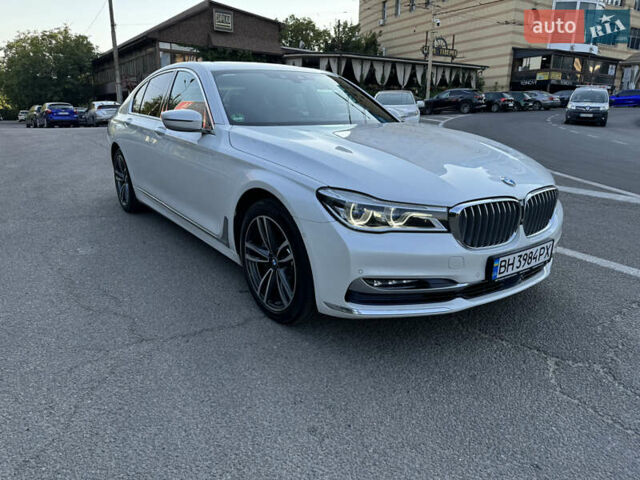 Белый БМВ 7 Серия, объемом двигателя 2.99 л и пробегом 96 тыс. км за 35500 $, фото 1 на Automoto.ua
