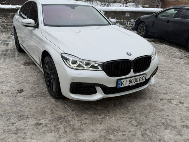 Білий БМВ 7 Серія, об'ємом двигуна 2.99 л та пробігом 147 тис. км за 39500 $, фото 1 на Automoto.ua