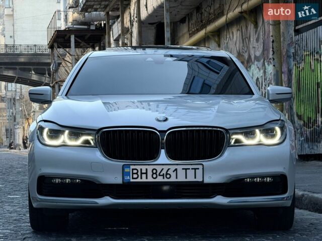 Білий БМВ 7 Серія, об'ємом двигуна 2.98 л та пробігом 165 тис. км за 37700 $, фото 1 на Automoto.ua