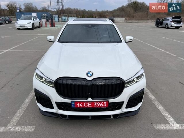 Белый БМВ 7 Серия, объемом двигателя 4.39 л и пробегом 152 тыс. км за 44900 $, фото 1 на Automoto.ua