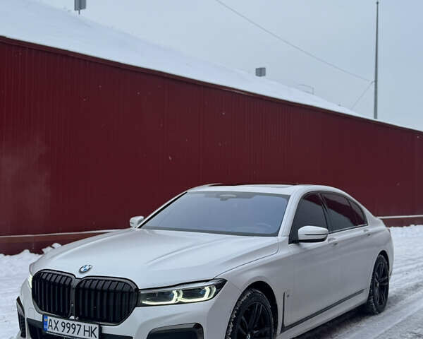 Белый БМВ 7 Серия, объемом двигателя 4.39 л и пробегом 109 тыс. км за 51900 $, фото 1 на Automoto.ua