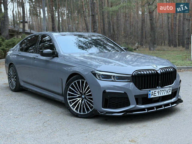 Белый БМВ 7 Серия, объемом двигателя 2.99 л и пробегом 46 тыс. км за 65000 $, фото 1 на Automoto.ua