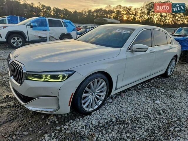 Белый БМВ 7 Серия, объемом двигателя 2.98 л и пробегом 83 тыс. км за 10000 $, фото 1 на Automoto.ua