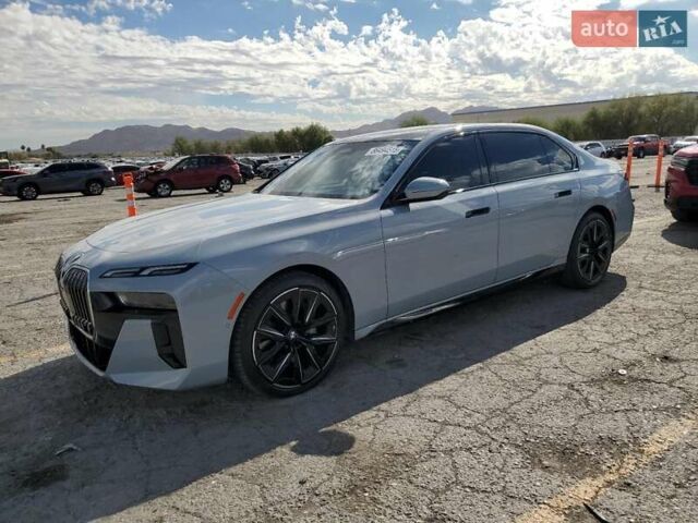 Белый БМВ 7 Серия, объемом двигателя 3 л и пробегом 58 тыс. км за 35000 $, фото 1 на Automoto.ua