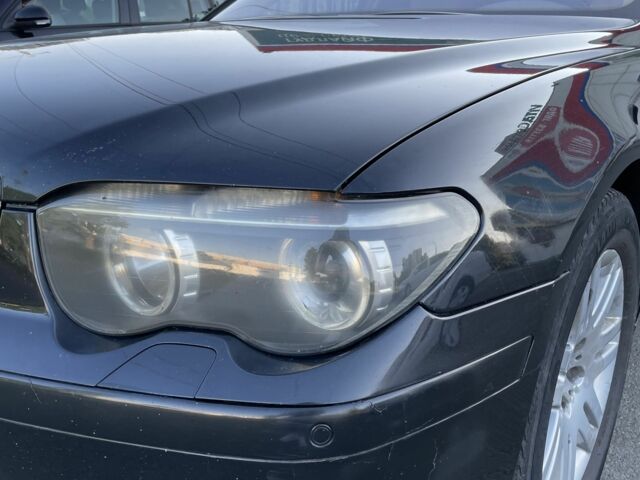 Черный БМВ 7 Серия, объемом двигателя 0 л и пробегом 440 тыс. км за 7000 $, фото 1 на Automoto.ua