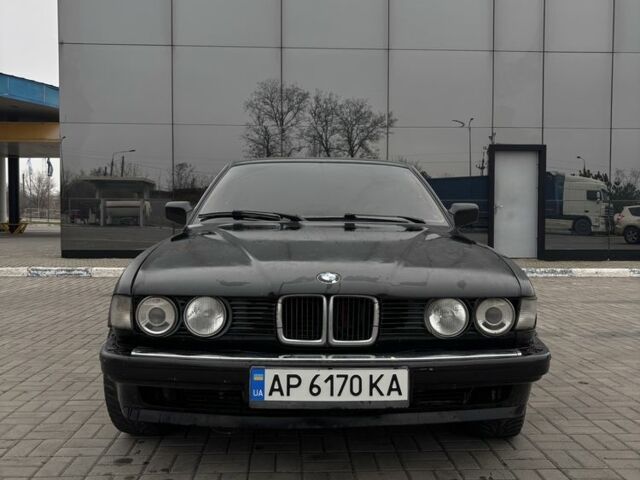 Черный БМВ 7 Серия, объемом двигателя 3 л и пробегом 300 тыс. км за 2500 $, фото 1 на Automoto.ua