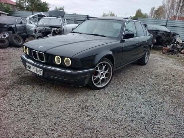 Черный БМВ 7 Серия, объемом двигателя 3.5 л и пробегом 333 тыс. км за 1600 $, фото 1 на Automoto.ua