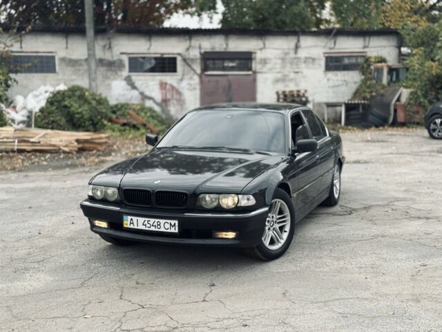 Черный БМВ 7 Серия, объемом двигателя 2.8 л и пробегом 698 тыс. км за 3300 $, фото 1 на Automoto.ua