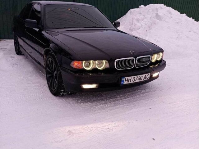 Черный БМВ 7 Серия, объемом двигателя 3.5 л и пробегом 9 тыс. км за 6700 $, фото 1 на Automoto.ua