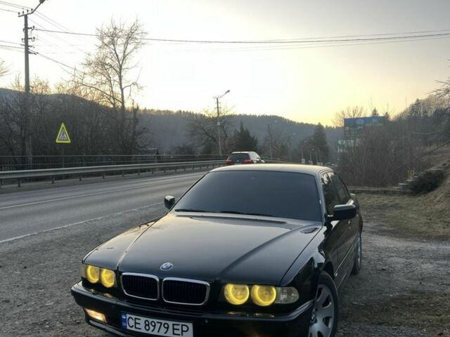 Чорний БМВ 7 Серія, об'ємом двигуна 4.4 л та пробігом 400 тис. км за 4800 $, фото 1 на Automoto.ua