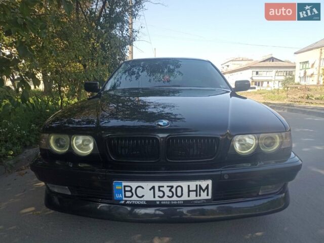 Чорний БМВ 7 Серія, об'ємом двигуна 3.9 л та пробігом 296 тис. км за 8000 $, фото 1 на Automoto.ua