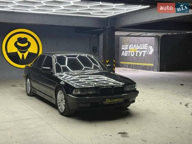 Чорний БМВ 7 Серія, об'ємом двигуна 3.5 л та пробігом 130 тис. км за 8300 $, фото 1 на Automoto.ua