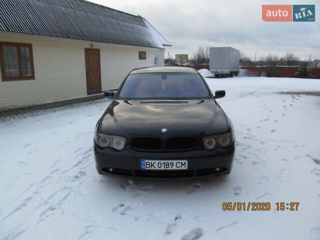 Чорний БМВ 7 Серія, об'ємом двигуна 3 л та пробігом 320 тис. км за 3000 $, фото 1 на Automoto.ua