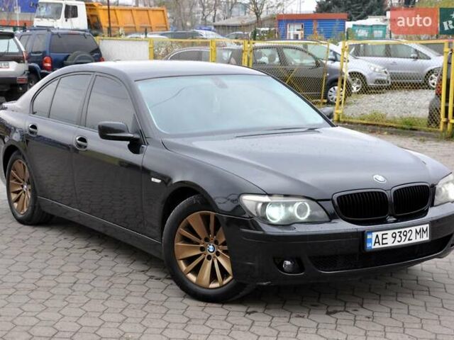 Черный БМВ 7 Серия, объемом двигателя 4.8 л и пробегом 270 тыс. км за 7400 $, фото 1 на Automoto.ua