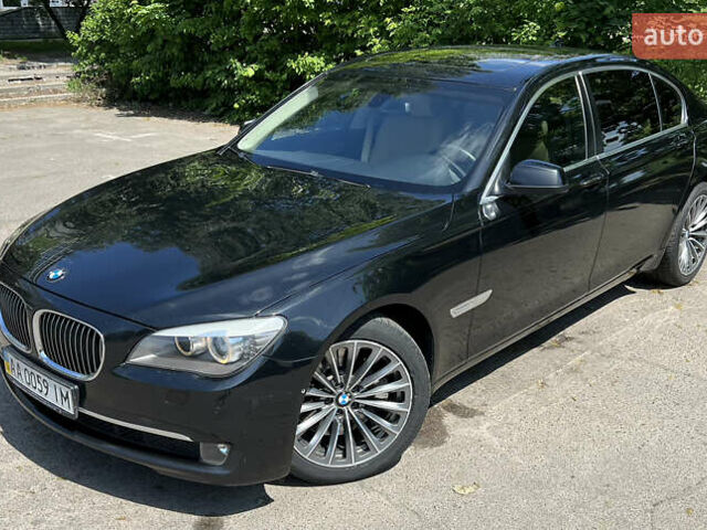 Чорний БМВ 7 Серія, об'ємом двигуна 4.4 л та пробігом 171 тис. км за 14299 $, фото 1 на Automoto.ua