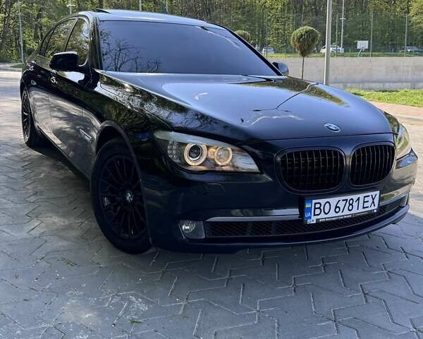 Черный БМВ 7 Серия, объемом двигателя 4.39 л и пробегом 213 тыс. км за 13700 $, фото 1 на Automoto.ua