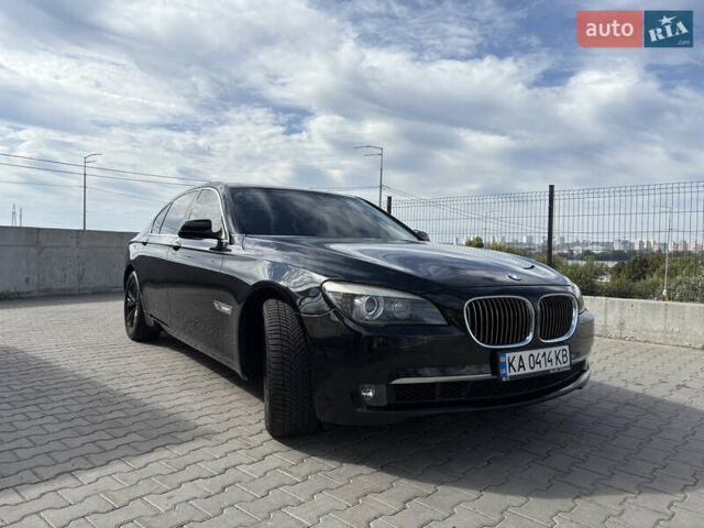 Черный БМВ 7 Серия, объемом двигателя 2.98 л и пробегом 250 тыс. км за 13500 $, фото 1 на Automoto.ua