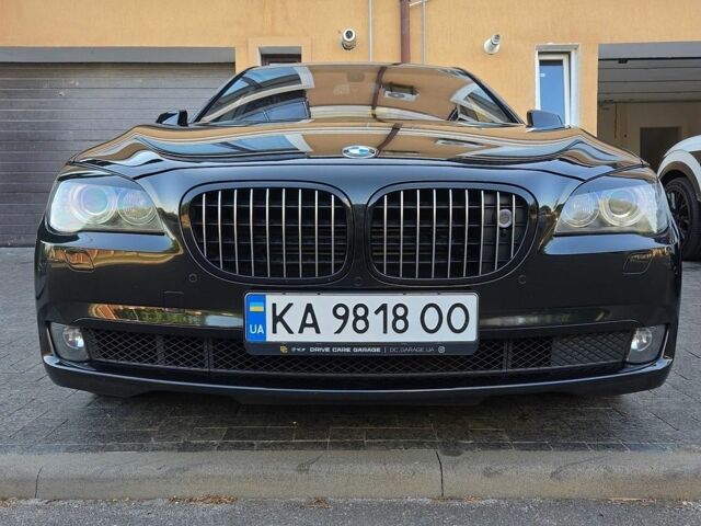 Чорний БМВ 7 Серія, об'ємом двигуна 4.39 л та пробігом 130 тис. км за 16000 $, фото 1 на Automoto.ua