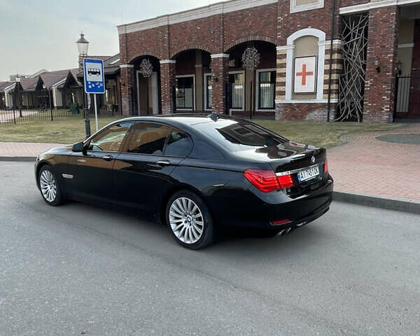 Чорний БМВ 7 Серія, об'ємом двигуна 2.99 л та пробігом 371 тис. км за 16000 $, фото 1 на Automoto.ua