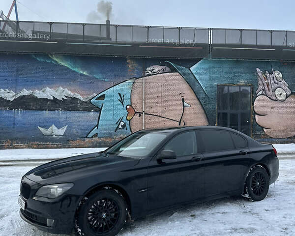 Чорний БМВ 7 Серія, об'ємом двигуна 2.99 л та пробігом 266 тис. км за 13600 $, фото 1 на Automoto.ua