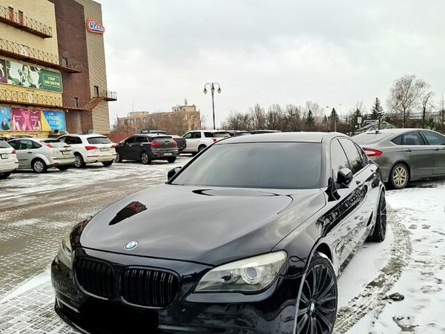 Чорний БМВ 7 Серія, об'ємом двигуна 3 л та пробігом 18300 тис. км за 16500 $, фото 1 на Automoto.ua