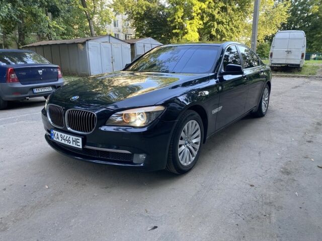 Черный БМВ 7 Серия, объемом двигателя 4.4 л и пробегом 209 тыс. км за 10600 $, фото 1 на Automoto.ua