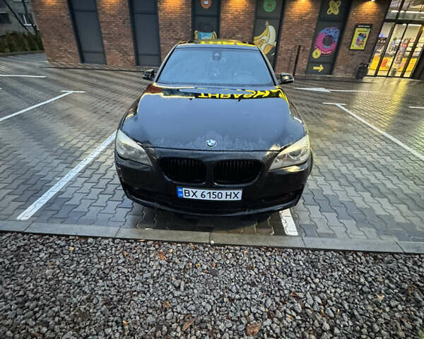 Черный БМВ 7 Серия, объемом двигателя 2.98 л и пробегом 243 тыс. км за 15500 $, фото 1 на Automoto.ua