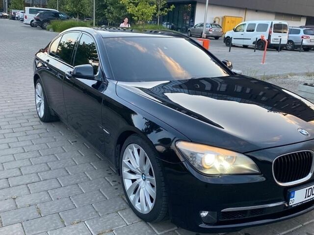 Чорний БМВ 7 Серія, об'ємом двигуна 2.99 л та пробігом 260 тис. км за 15000 $, фото 1 на Automoto.ua