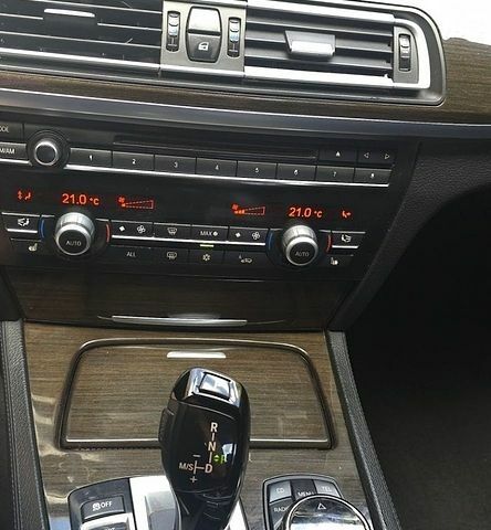 Черный БМВ 7 Серия, объемом двигателя 2.98 л и пробегом 230 тыс. км за 14500 $, фото 1 на Automoto.ua