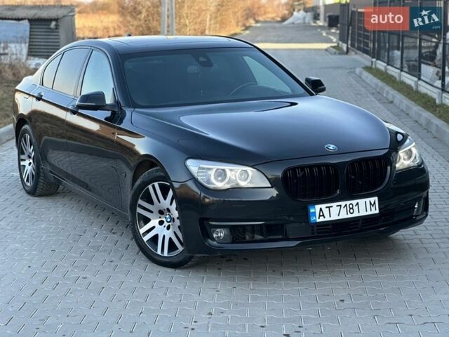 Черный БМВ 7 Серия, объемом двигателя 2.99 л и пробегом 275 тыс. км за 14999 $, фото 1 на Automoto.ua