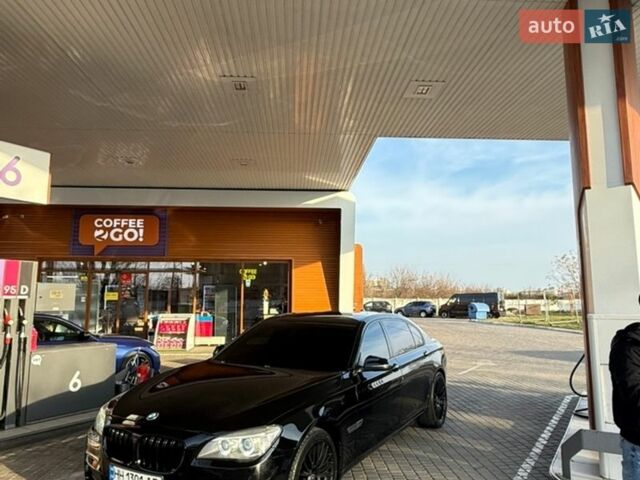 Чорний БМВ 7 Серія, об'ємом двигуна 2.98 л та пробігом 226 тис. км за 15500 $, фото 1 на Automoto.ua