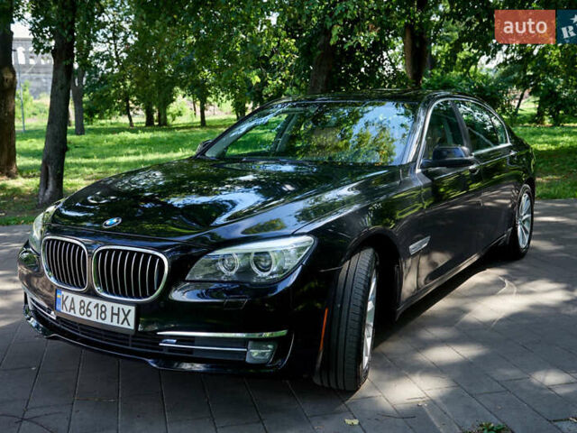 Черный БМВ 7 Серия, объемом двигателя 2.98 л и пробегом 200 тыс. км за 26000 $, фото 1 на Automoto.ua