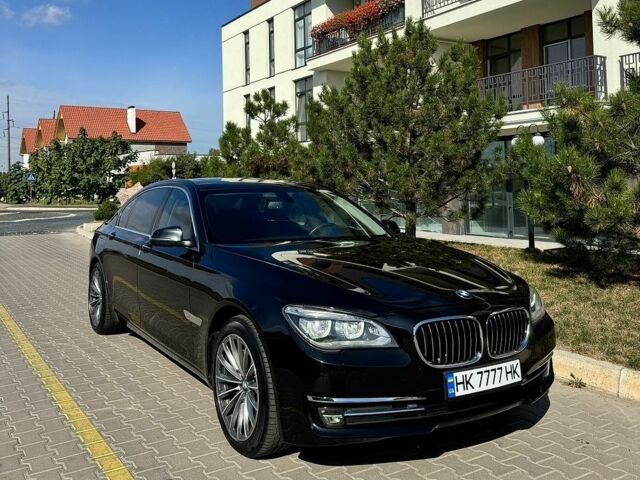 Чорний БМВ 7 Серія, об'ємом двигуна 2.98 л та пробігом 100 тис. км за 17000 $, фото 1 на Automoto.ua