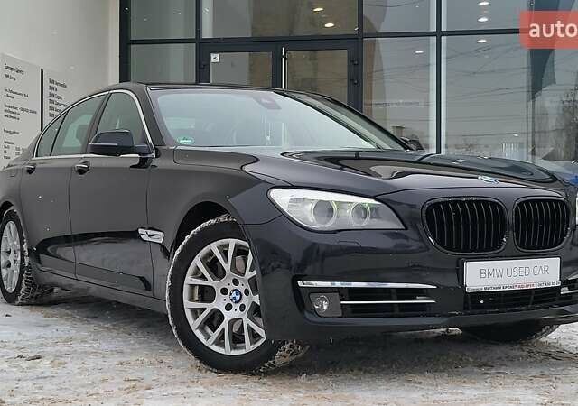 Черный БМВ 7 Серия, объемом двигателя 2.99 л и пробегом 236 тыс. км за 21500 $, фото 1 на Automoto.ua