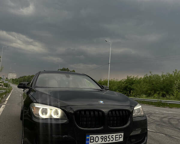 Черный БМВ 7 Серия, объемом двигателя 3 л и пробегом 240 тыс. км за 13500 $, фото 1 на Automoto.ua