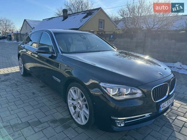 Черный БМВ 7 Серия, объемом двигателя 3 л и пробегом 224 тыс. км за 25500 $, фото 1 на Automoto.ua