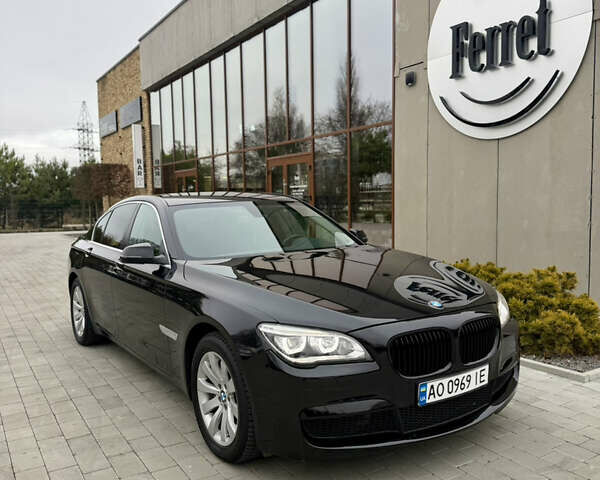Черный БМВ 7 Серия, объемом двигателя 2.99 л и пробегом 242 тыс. км за 22000 $, фото 1 на Automoto.ua