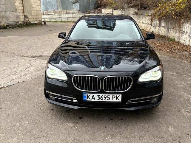 Чорний БМВ 7 Серія, об'ємом двигуна 3 л та пробігом 168 тис. км за 25999 $, фото 1 на Automoto.ua