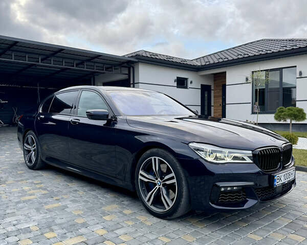 Черный БМВ 7 Серия, объемом двигателя 2.99 л и пробегом 197 тыс. км за 42500 $, фото 1 на Automoto.ua