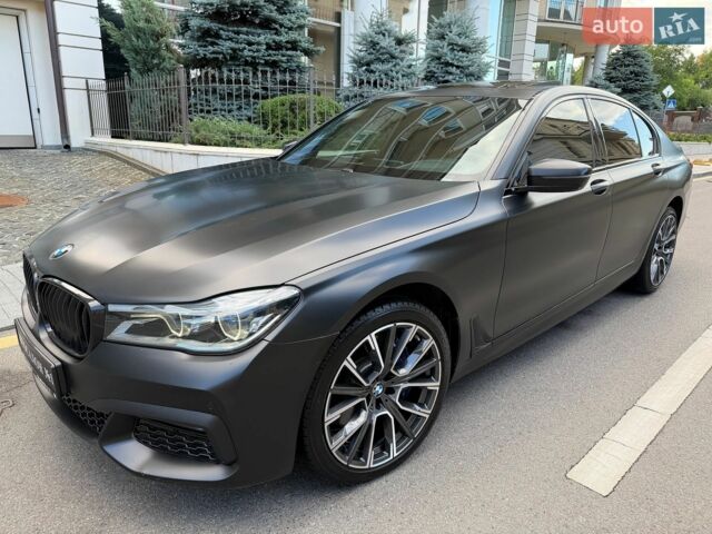 Чорний БМВ 7 Серія, об'ємом двигуна 4.4 л та пробігом 231 тис. км за 19500 $, фото 1 на Automoto.ua