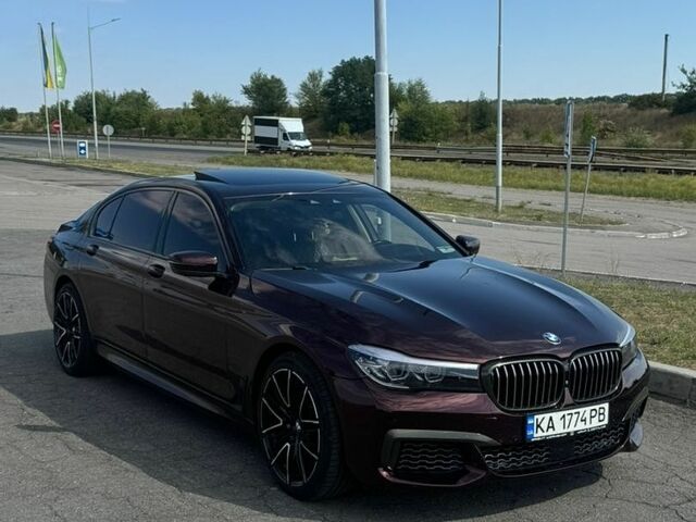 Чорний БМВ 7 Серія, об'ємом двигуна 3 л та пробігом 133 тис. км за 29000 $, фото 1 на Automoto.ua
