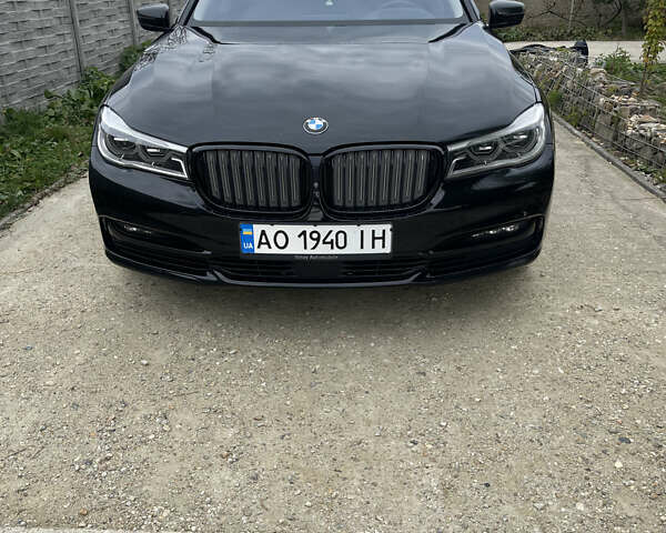 Черный БМВ 7 Серия, объемом двигателя 2.99 л и пробегом 240 тыс. км за 37000 $, фото 1 на Automoto.ua