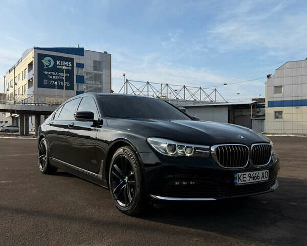Чорний БМВ 7 Серія, об'ємом двигуна 3 л та пробігом 160 тис. км за 23500 $, фото 1 на Automoto.ua