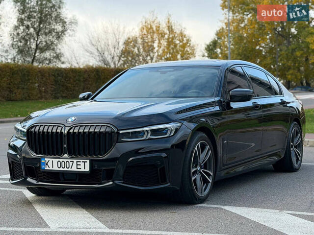 Черный БМВ 7 Серия, объемом двигателя 3 л и пробегом 94 тыс. км за 68900 $, фото 1 на Automoto.ua