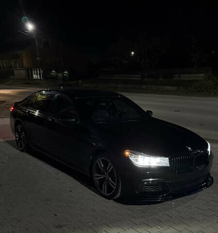 Черный БМВ 7 Серия, объемом двигателя 2.98 л и пробегом 108 тыс. км за 31000 $, фото 1 на Automoto.ua